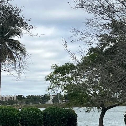 2721 S Oakland Forest Dr # 201, Oakland Park FL 33309