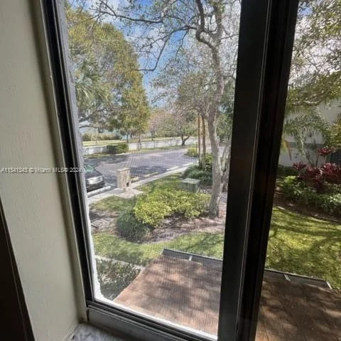 2721 S Oakland Forest Dr # 201, Oakland Park FL 33309