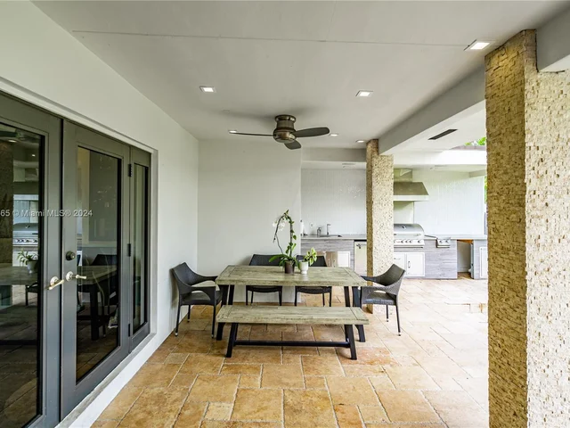 7749 SW 34th Ter, Miami FL 33155