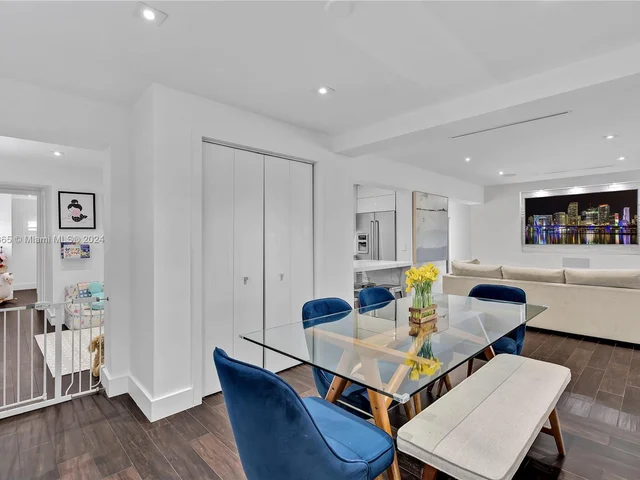 7749 SW 34th Ter, Miami FL 33155