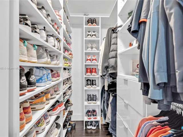 7749 SW 34th Ter, Miami FL 33155