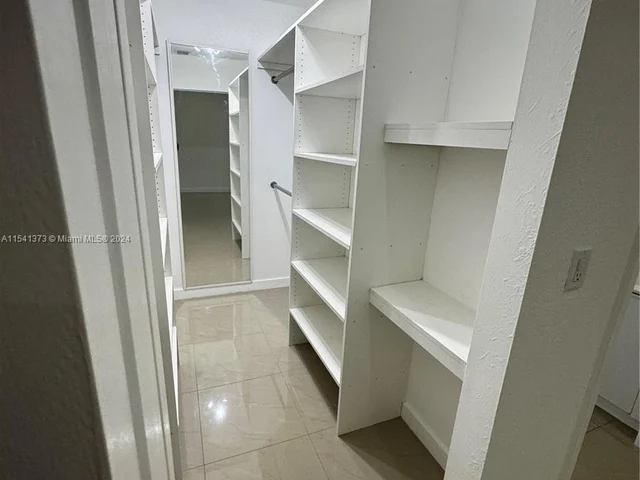 21275 NE 8th Pl # 2, Miami FL 33179