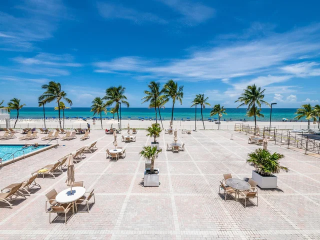 2301 S Ocean Dr # 1505, Hollywood FL 33019