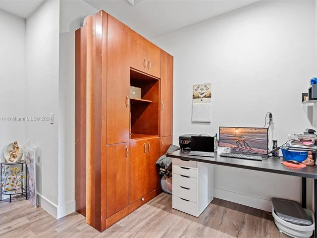 19034 SW 135th Ave, Miami FL 33177