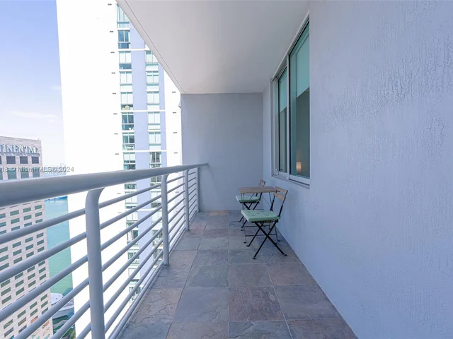 325 S Biscayne Blvd # 3624, Miami FL 33131