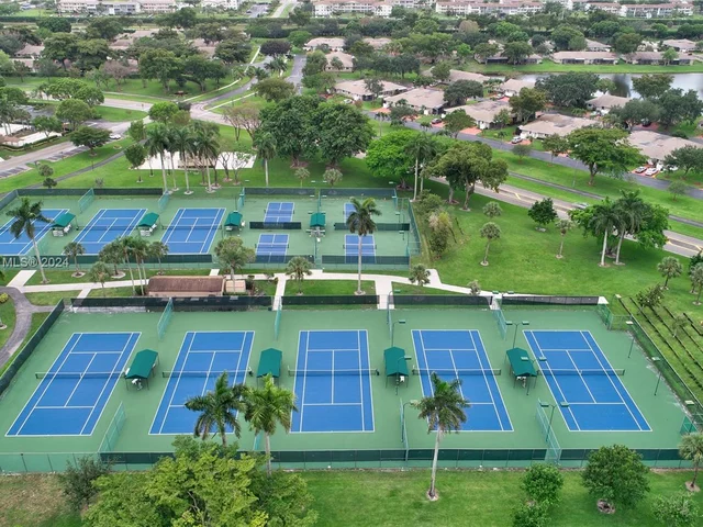 8171 Sweetbriar Way, Boca Raton FL 33496