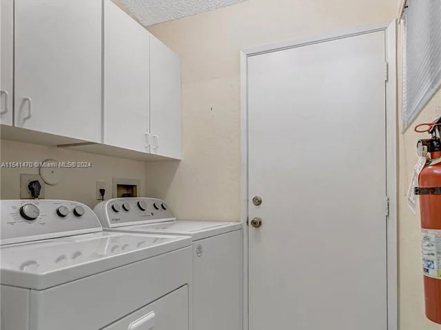 8171 Sweetbriar Way, Boca Raton FL 33496