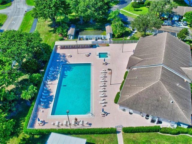 8171 Sweetbriar Way, Boca Raton FL 33496