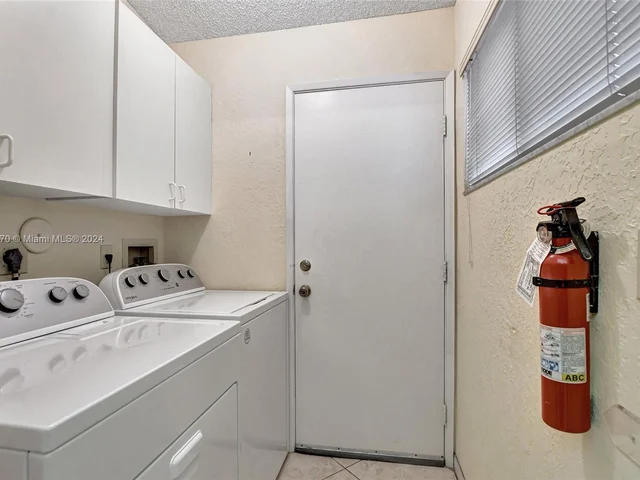 8171 Sweetbriar Way, Boca Raton FL 33496