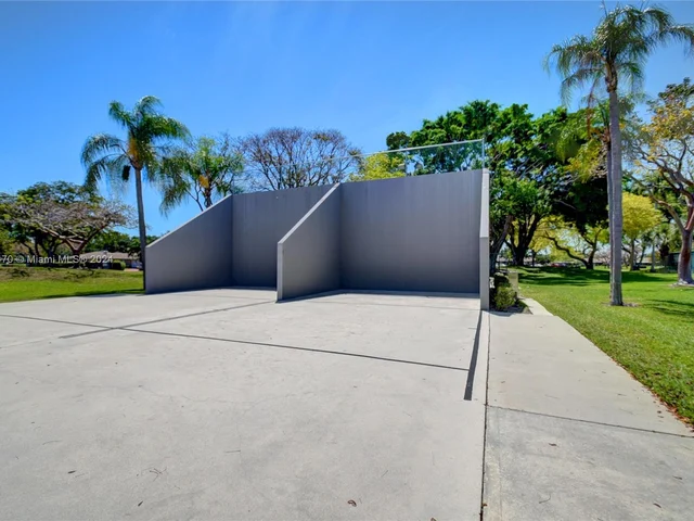 8171 Sweetbriar Way, Boca Raton FL 33496