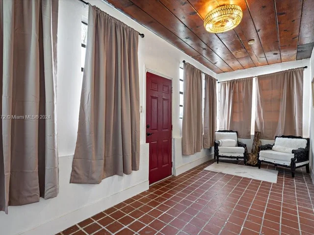 3040 NW 63rd St, Miami FL 33147