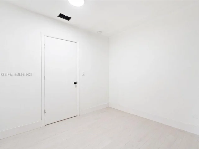 3040 NW 63rd St, Miami FL 33147