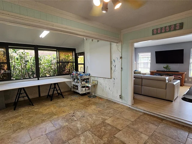 4245 Willow Pond Cir, West Palm Beach FL 33417