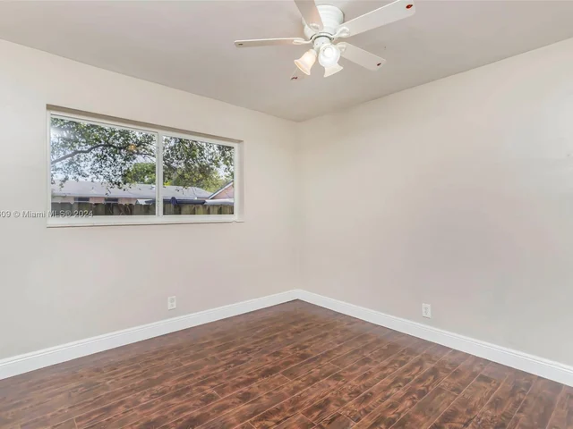 5841 Lincoln St # 2, Hollywood FL 33021