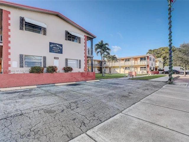 5300 Hollywood Blvd # 6, Hollywood FL 33021
