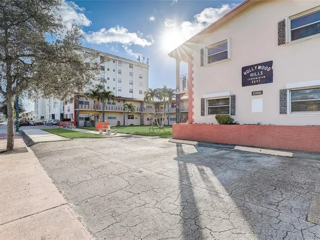 5300 Hollywood Blvd # 6, Hollywood FL 33021
