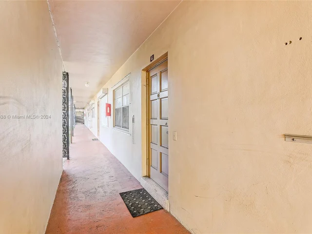 5300 Hollywood Blvd # 6, Hollywood FL 33021