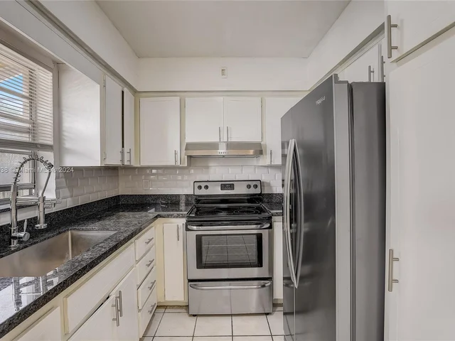 5300 Hollywood Blvd # 6, Hollywood FL 33021