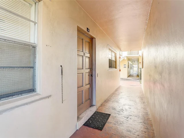 5300 Hollywood Blvd # 6, Hollywood FL 33021