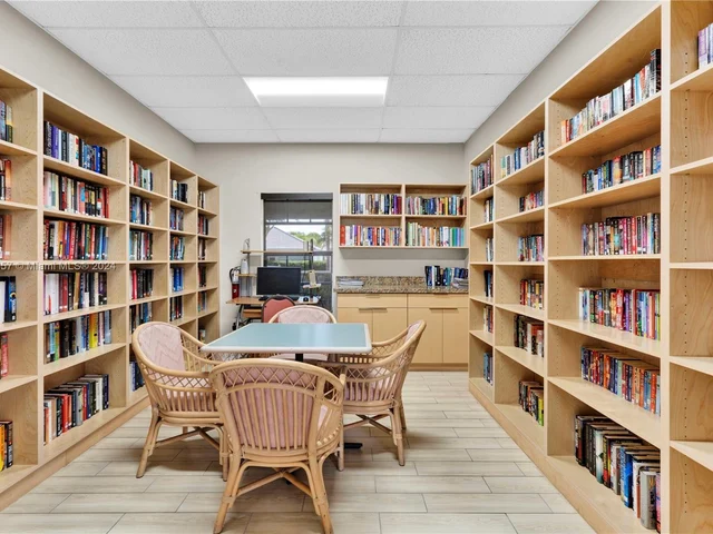 1602 SE 16th Ave, Homestead FL 33035