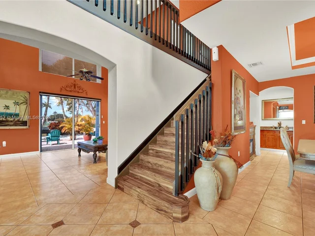 1602 SE 16th Ave, Homestead FL 33035