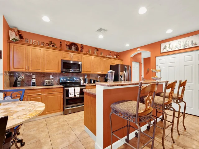 1602 SE 16th Ave, Homestead FL 33035