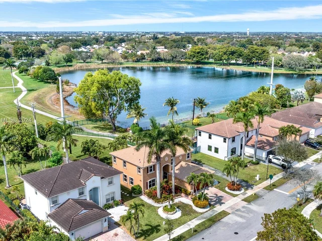 1602 SE 16th Ave, Homestead FL 33035