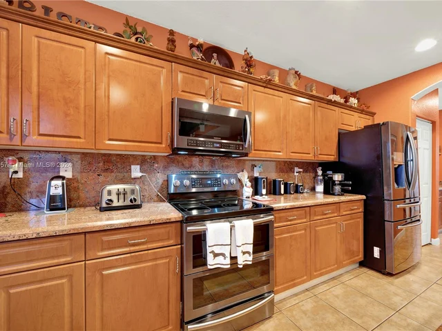 1602 SE 16th Ave, Homestead FL 33035