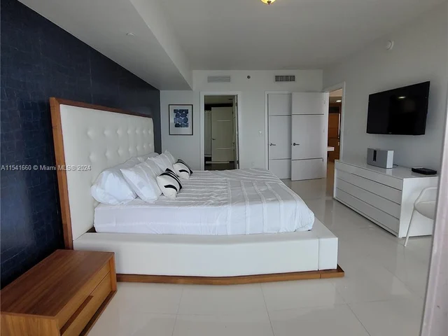 495 Brickell Ave # 4907, Miami FL 33131