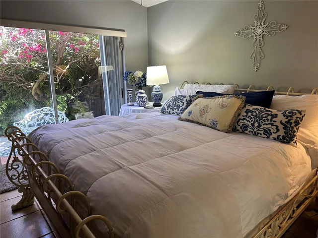 4771 SW 154th Pl, Miami FL 33185