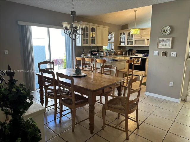 4771 SW 154th Pl, Miami FL 33185