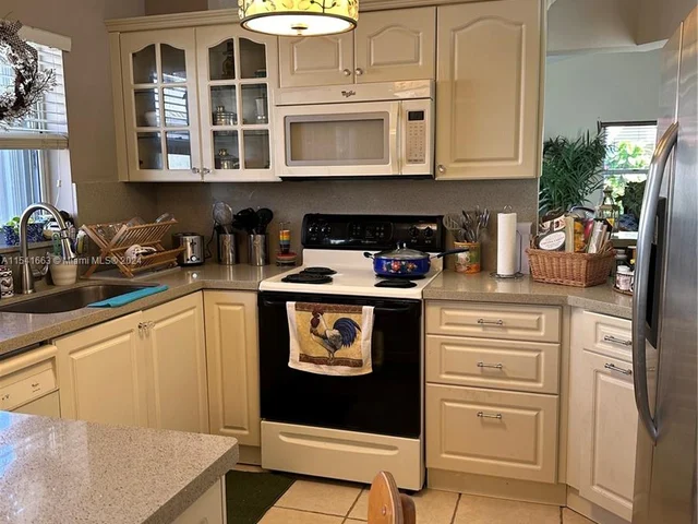 4771 SW 154th Pl, Miami FL 33185