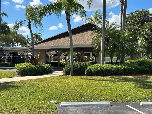 4771 SW 154th Pl, Miami FL 33185