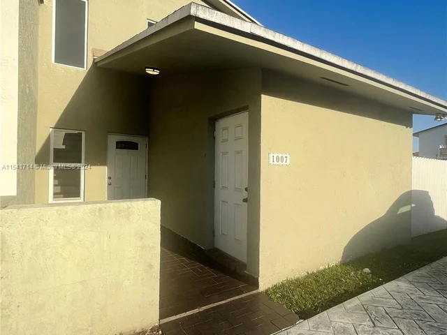 1007 SW 121st Ct # 1, Miami FL 33184
