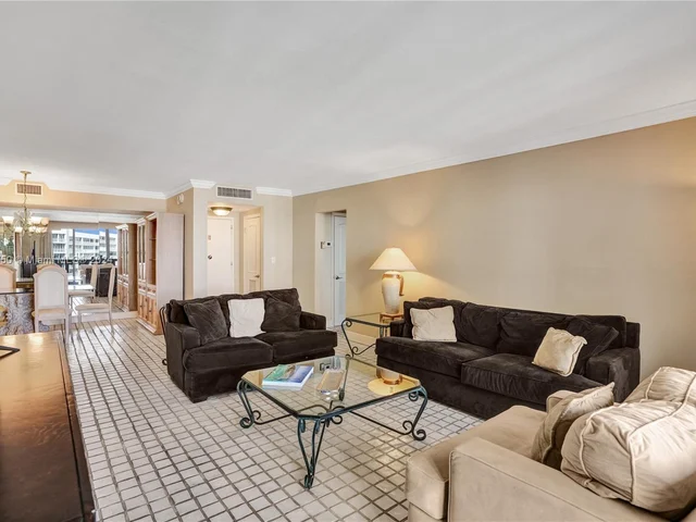 1121 Crandon Blvd # E804, Key Biscayne FL 33149