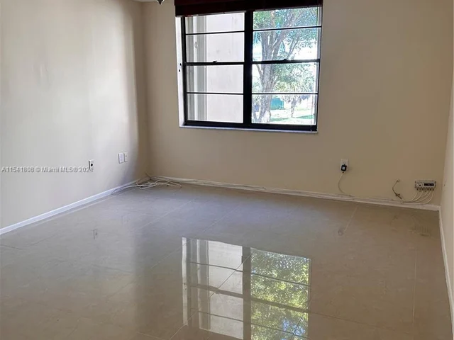 10845 SW 112th Ave # 211, Miami FL 33176