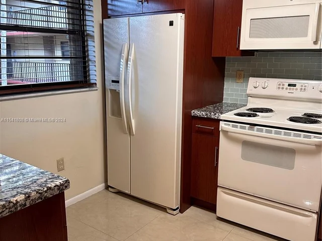 10845 SW 112th Ave # 211, Miami FL 33176