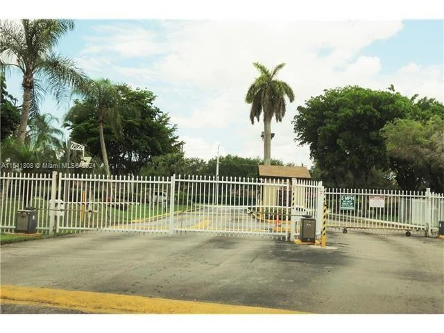 10845 SW 112th Ave # 211, Miami FL 33176