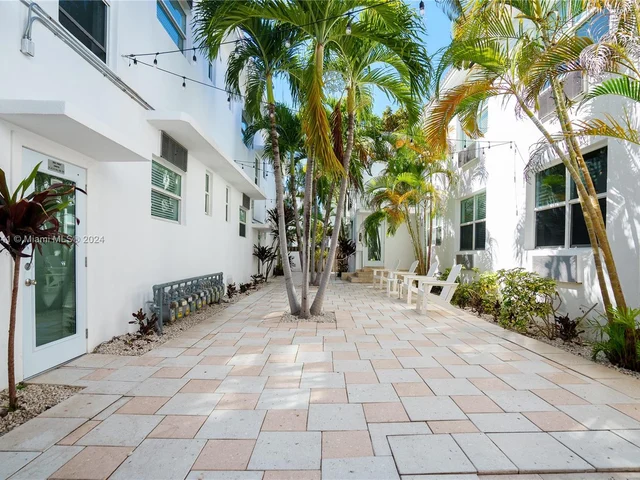 7610 Byron Ave # 6, Miami Beach FL 33141