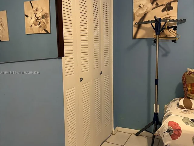 2600 NW 23rd Ct # 207, Miami FL 33142