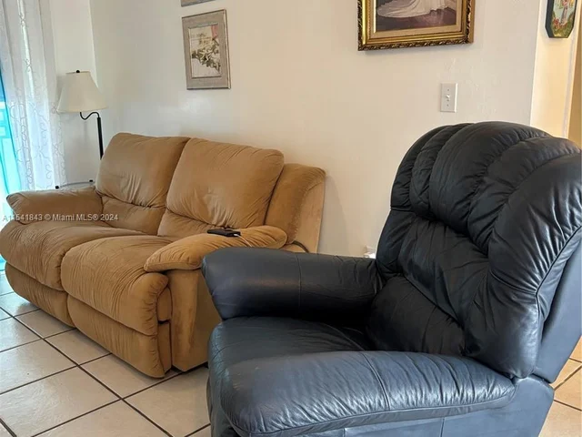 2600 NW 23rd Ct # 207, Miami FL 33142