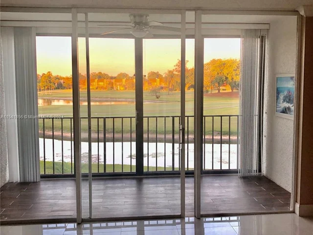 4539 Luxemburg Ct # 202, Lake Worth FL 33467