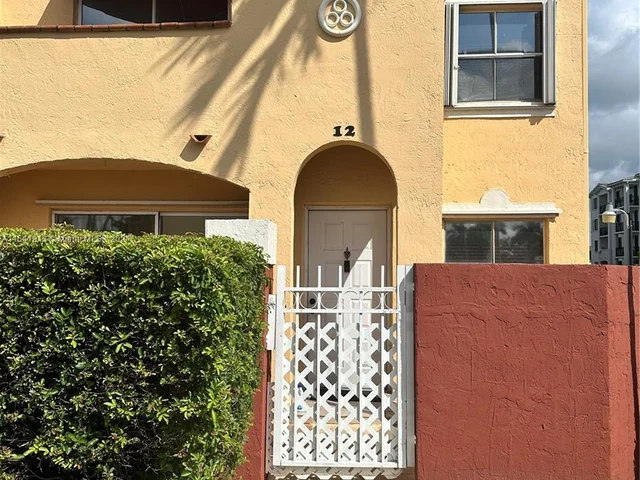 8505 NW 3rd Ln # 1012, Miami FL 33126