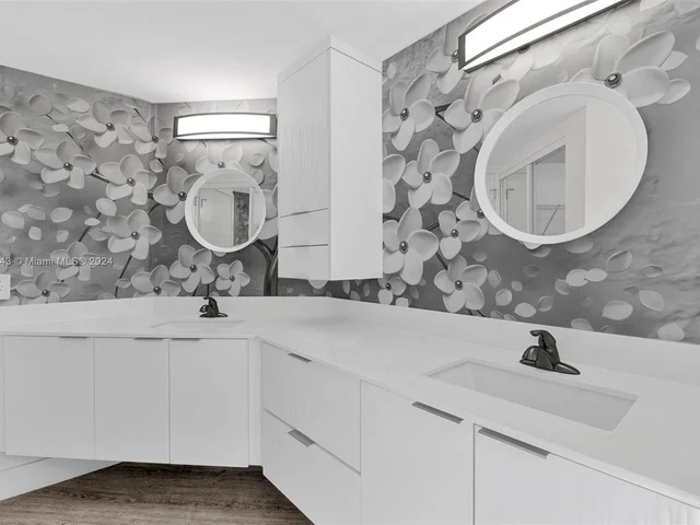 15555 N Miami Lakeway N # 202, Miami Lakes FL 33014