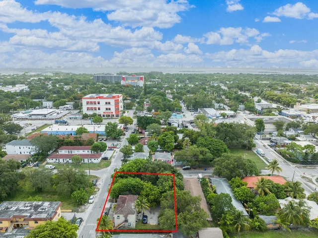 142 NE 56th St # C, Miami FL 33137