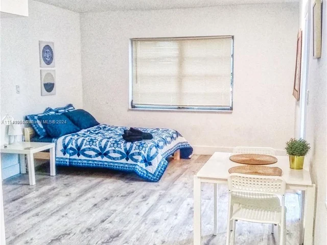 142 NE 56th St # C, Miami FL 33137