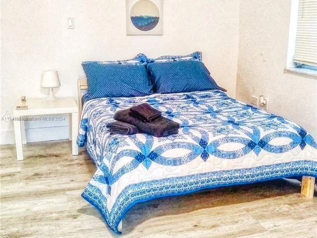 142 NE 56th St # C, Miami FL 33137