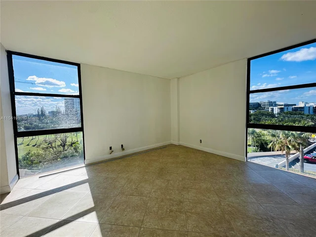 20301 W Country Club Dr # 729, Aventura FL 33180