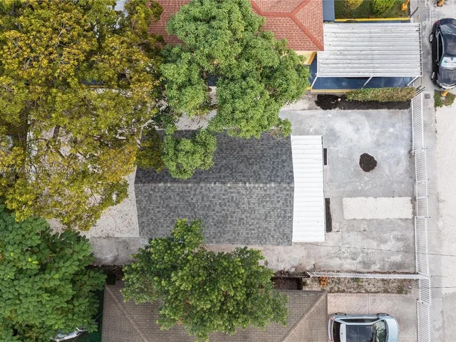 1769 NW 63rd St # 1769, Miami FL 33147