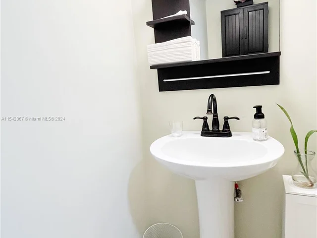 6537 SW 41st Pl # 57, Davie FL 33314